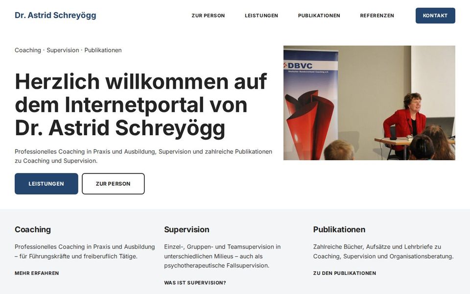 Screenshot der Startseite von schreyoegg.de